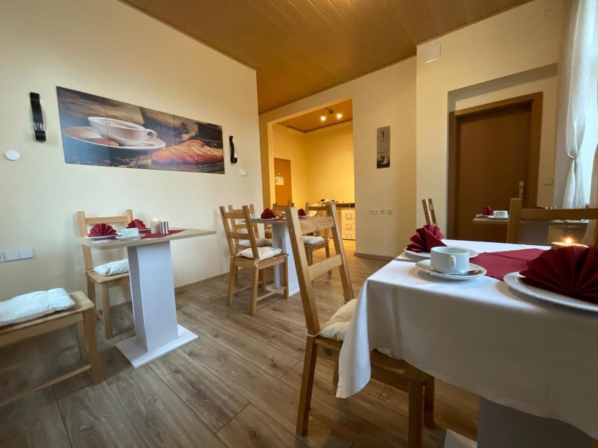 Pension Lindenhof Дрезден Экстерьер фото